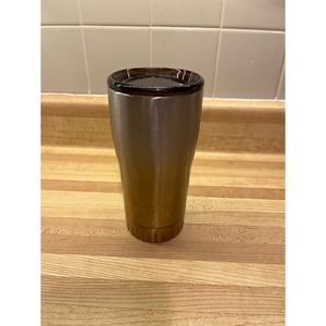 Silver Buffalo 18/8 stainless steel 20oz tumbler with lid